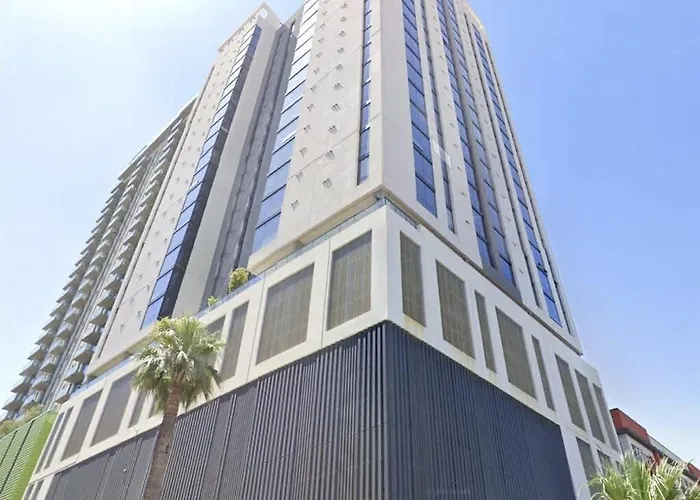 Boulevard Modern Highrise Stu Sky Pool Parking Gym 11 Phoenix